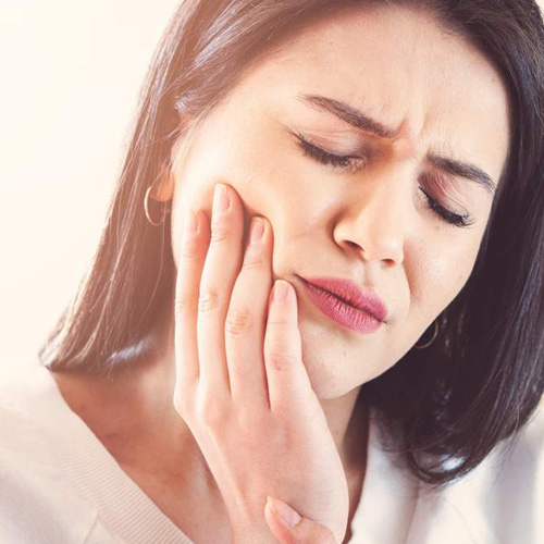 Granuloma dentale, un’infiammazione silenziosa ma (molto) fastidiosa